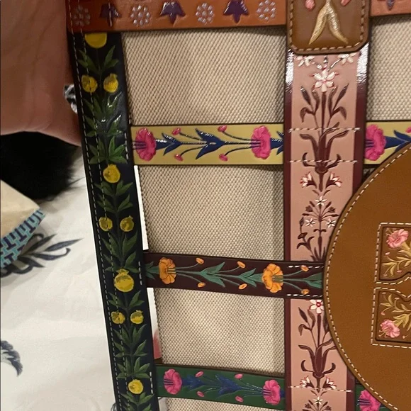 Tory Burch Ella Woven Cage Tote - Picture 12 of 16